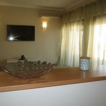 Апартаменти Praia Da Rocha | Condominio Vila Rosa